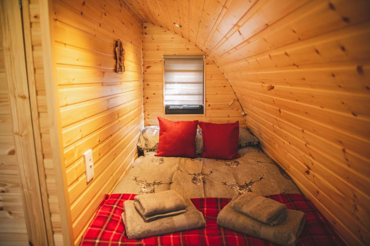 Highland & Transylvania Glamping Pods Roybridge Εξωτερικό φωτογραφία