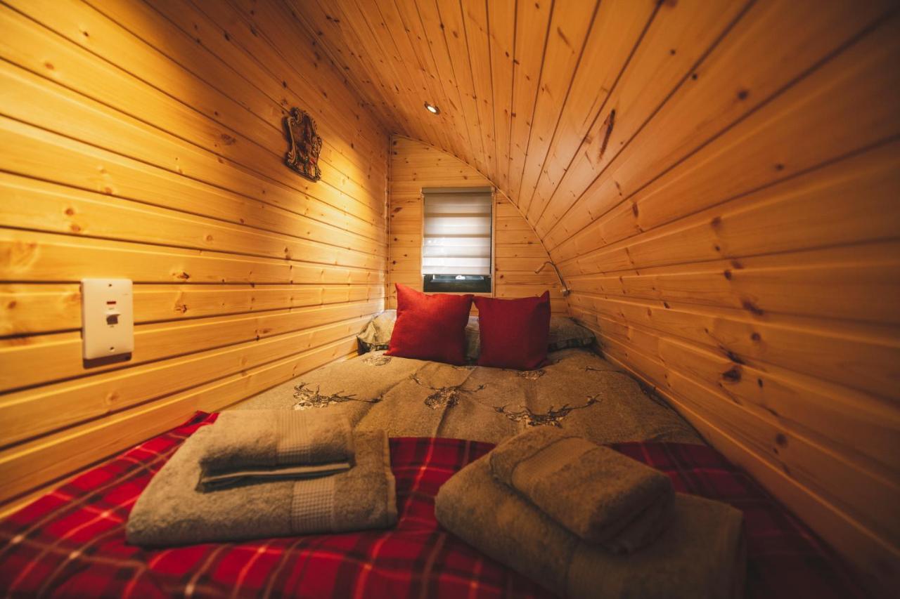 Highland & Transylvania Glamping Pods Roybridge Εξωτερικό φωτογραφία